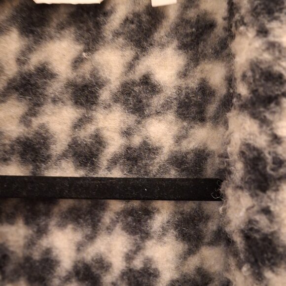 Jacket - Picture 3 of 3